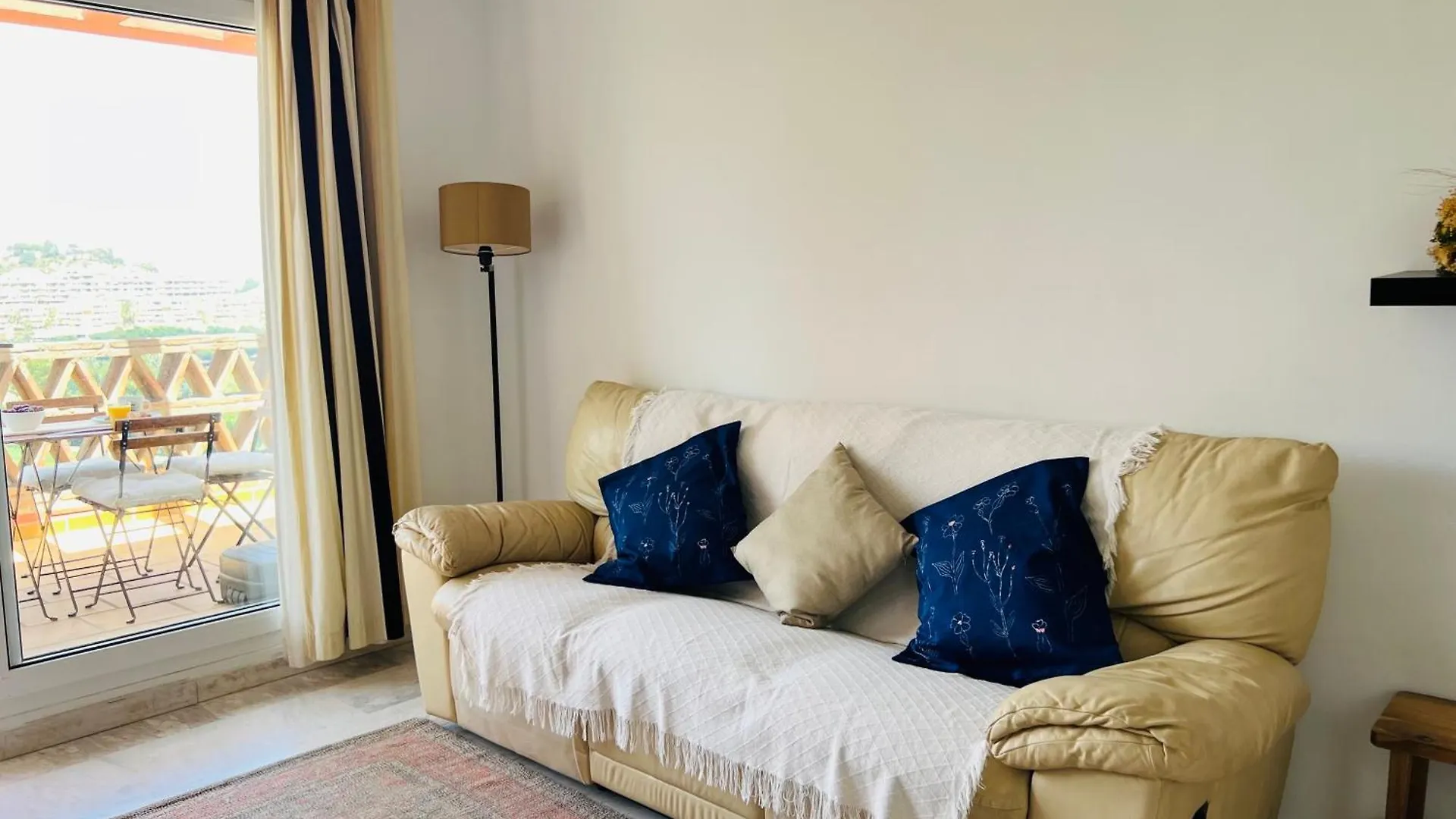 Appartamento Hill View Benalmadena Appartment With Fresh Renovation