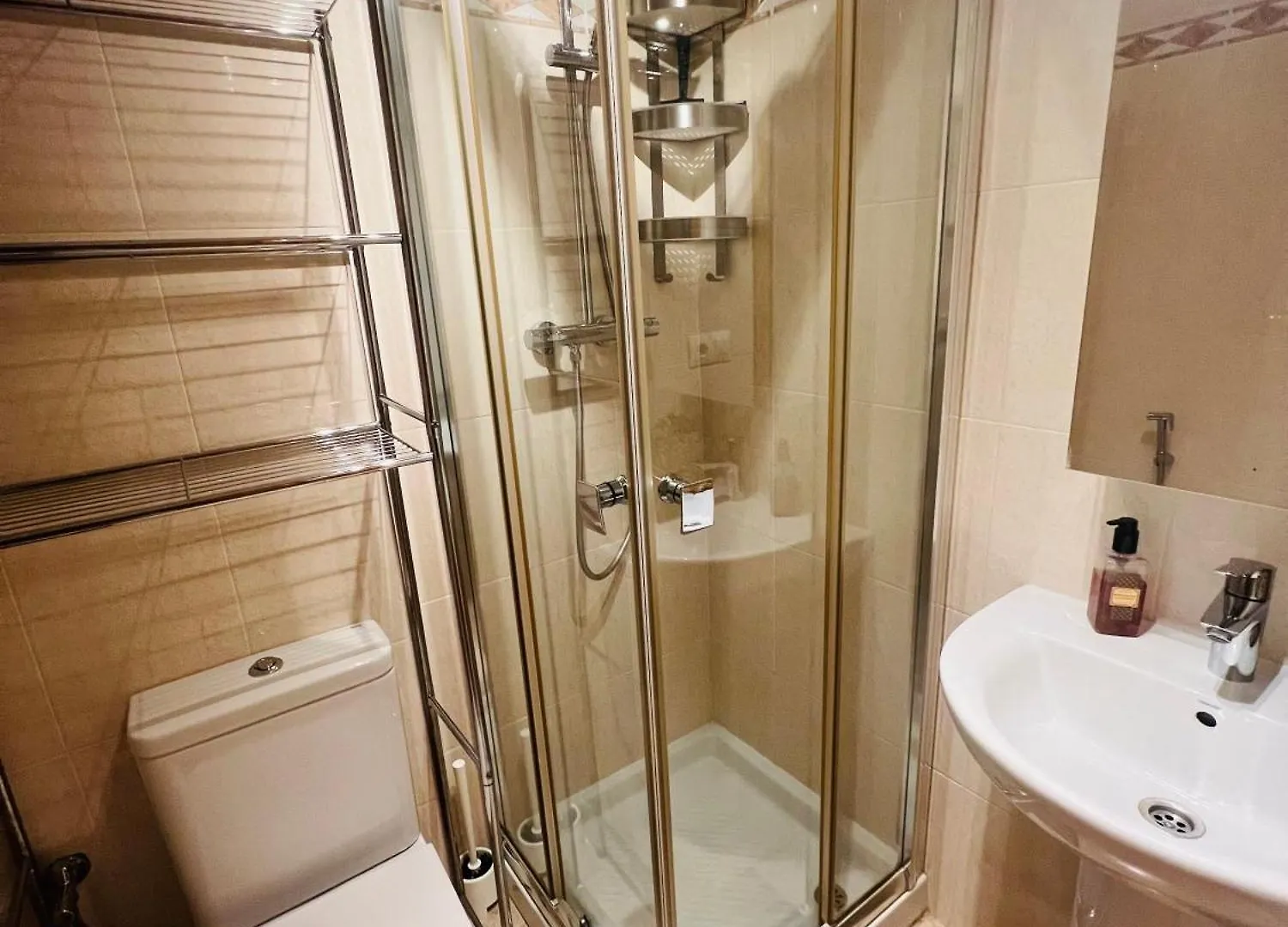 公寓 Hill View Benalmadena Appartment With Fresh Renovation 西班牙