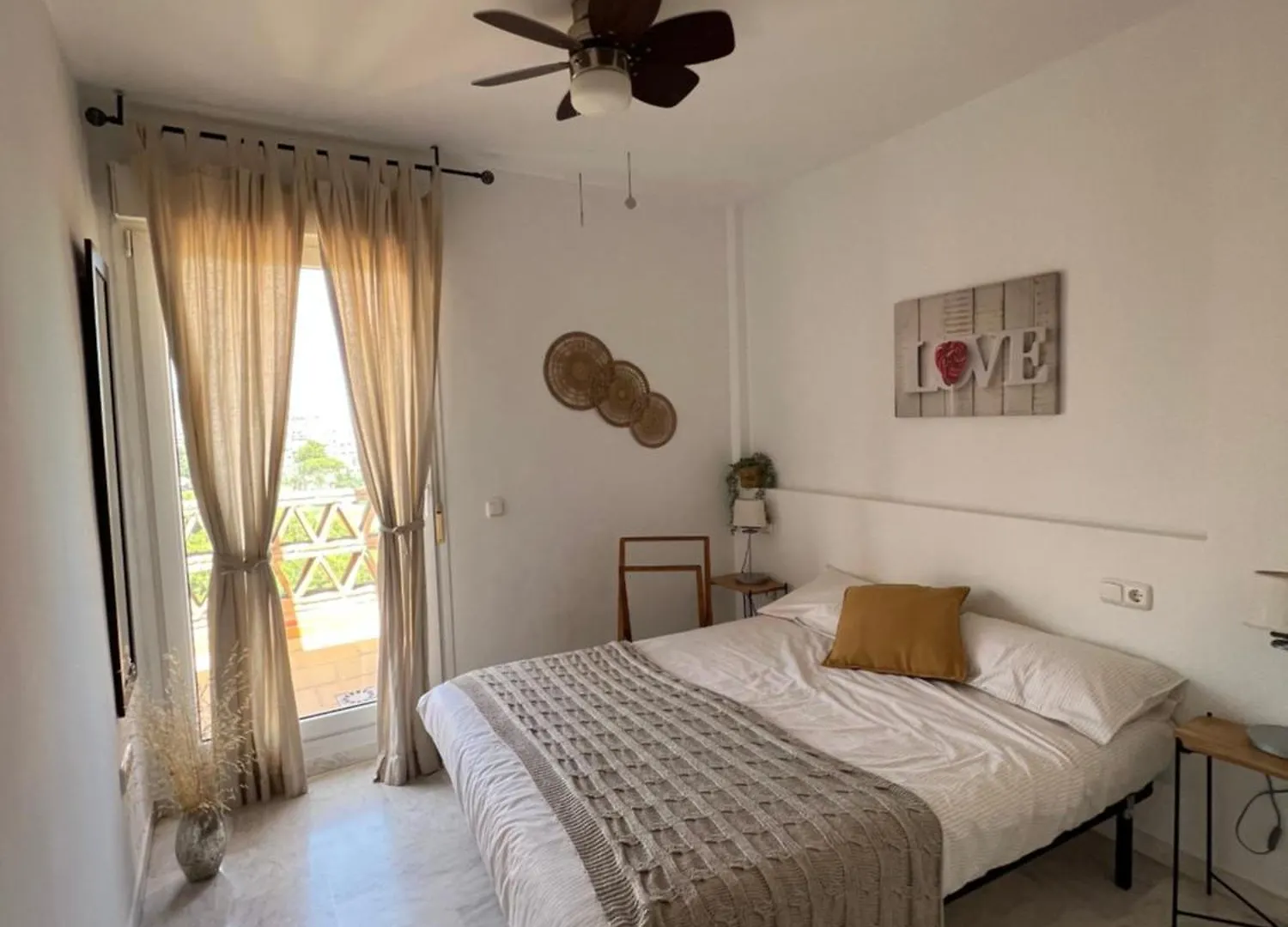 Hill View Benalmadena Appartment With Fresh Renovation 0*,